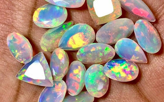 A Guide to the Kaleidoscopic World of Opals - LotsKarma