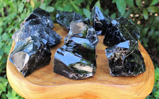 Black Obsidian Meaning and Healing Properties: The Metaphysical Jewel in Feng Shui Ornaments - LotsKarma