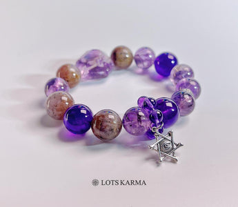 The Essential Guide to Choosing the Perfect Lucky Charm Bracelet - LotsKarma